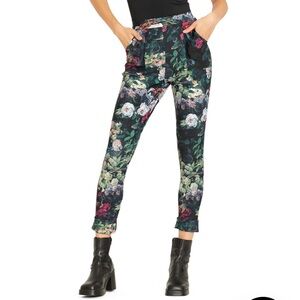 Blackmilk Take My Monet Cuffed Pants NWT XL